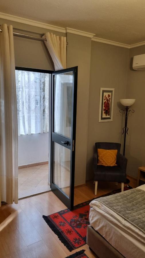Ciak Apartment 2 Tirana Exteriör bild