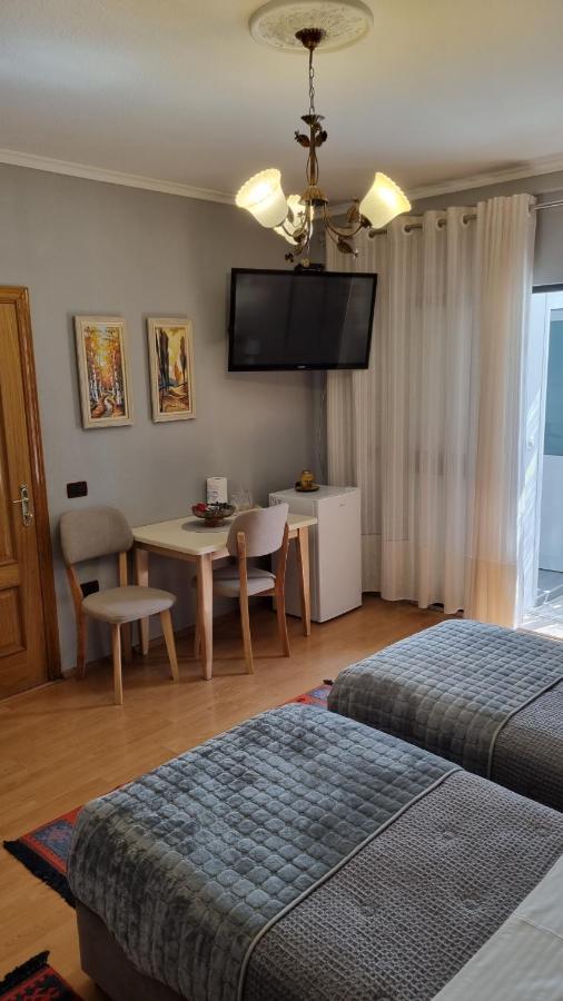 Ciak Apartment 2 Tirana Exteriör bild